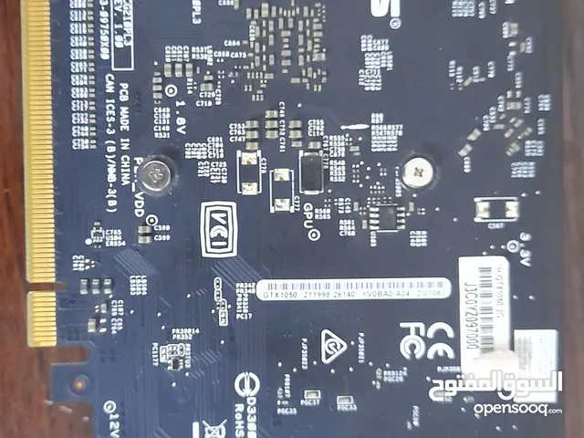 gtx 1050 2gb الكرت نضيف وحرارته ما ترتفع عن 65 بأعلى استخدام وبتقدر تشغل عليه كثير العاب
