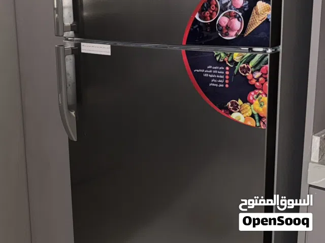 براد بحالة ممتازة مستعمل مدة خمس شهور