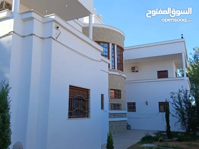 فيلا استتمارية 12 غرفة