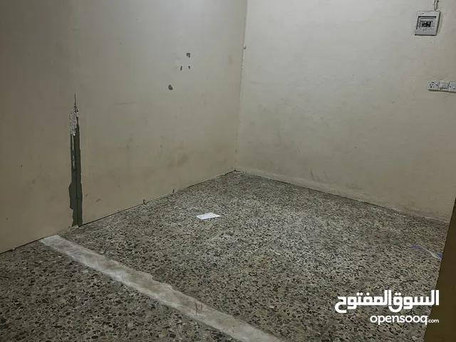 65 m2 1 Bedroom Apartments for Rent in Baghdad Kamaliya