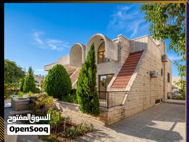 680 m2 More than 6 bedrooms Villa for Sale in Amman Jubaiha