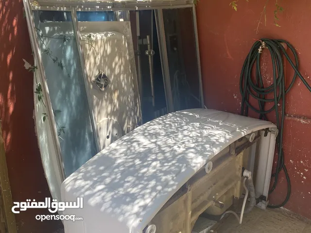 شور بوكس للبيع مع كل اغراضو مستعمل بحاله منيحه