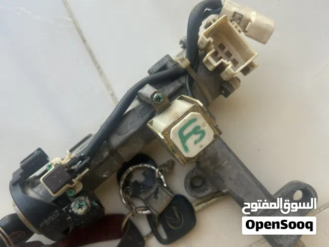 للبيع قطع غيار لكزز 400
