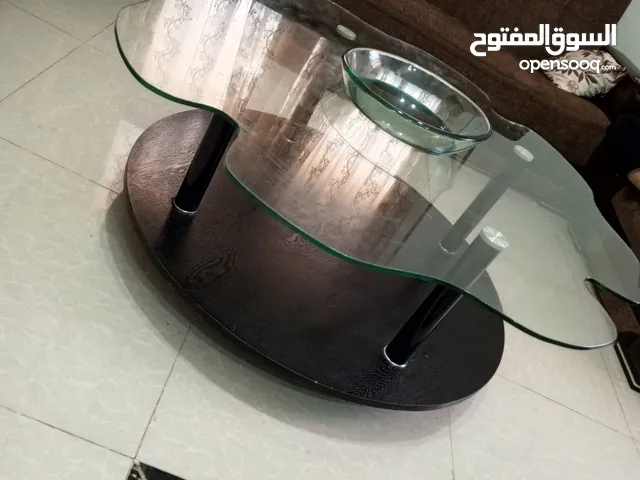 طاوله وسطيه