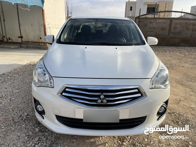 متسوبيشي اتراج 2015
