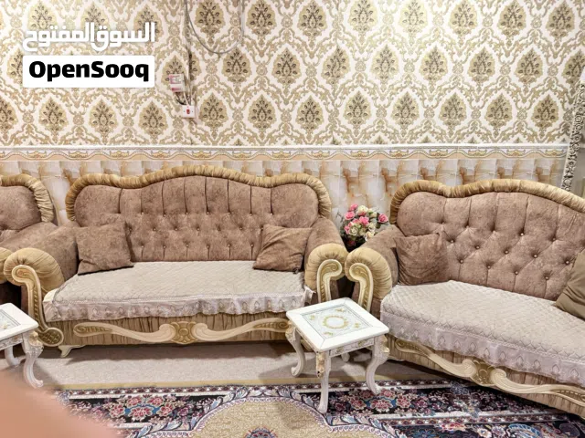 قنفات خمس قطع عشر مقاعد  كلش نضيفات مابيهن اي كسر تجي وشوفهن