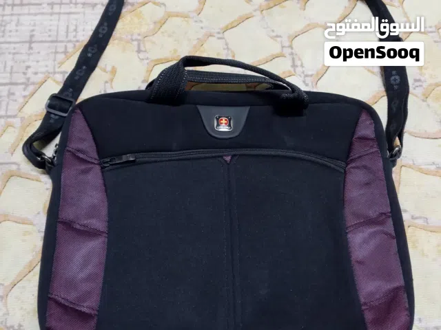 شنطة وحقيبة فاخرة وانيقة The Angle لحفظ أجهزة اللاب توب ولحفظ أجهزة الايباد ولحفظ الأوراق والمستندات