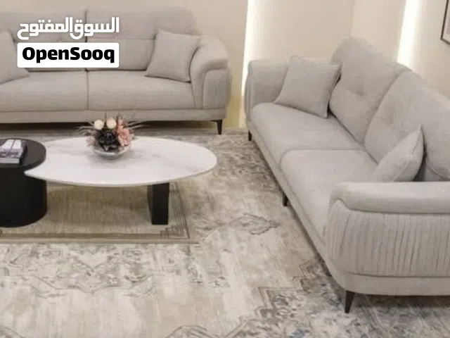 صالون للبيع مستعمل اسبوعين معاه زوز كراسي