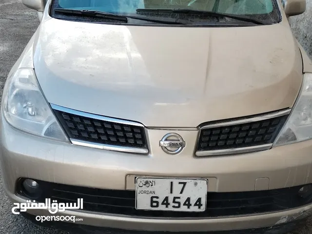 Used Nissan Tiida in Amman