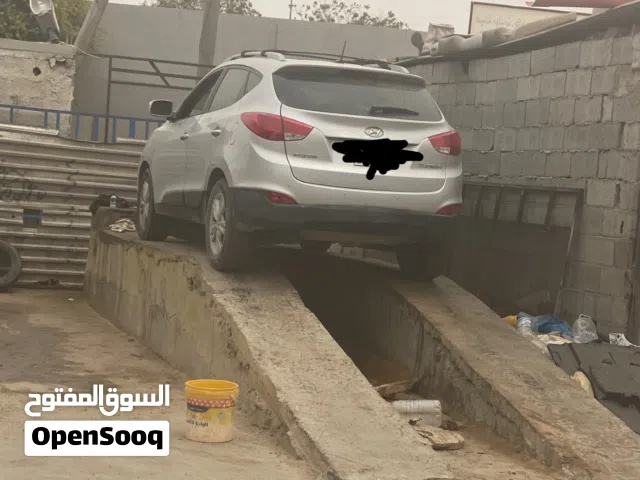 للبيع – هيونداي توسان 2013 نص فل سيارة نظيفة جدًا وشبه جديدة