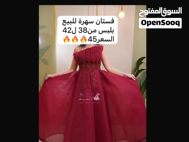 فستانين سهرة للبيع بحالة ممتازة