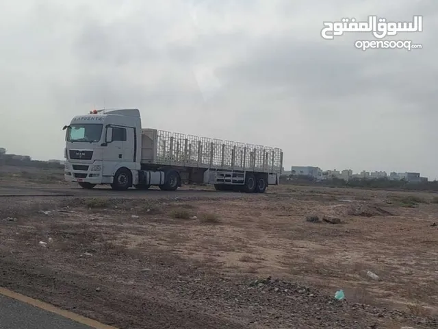 Tractor Unit Man 2013 in Al Dakhiliya