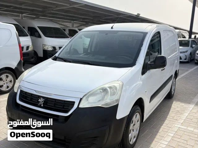 2019 بيجو بارتنر Van Short Body