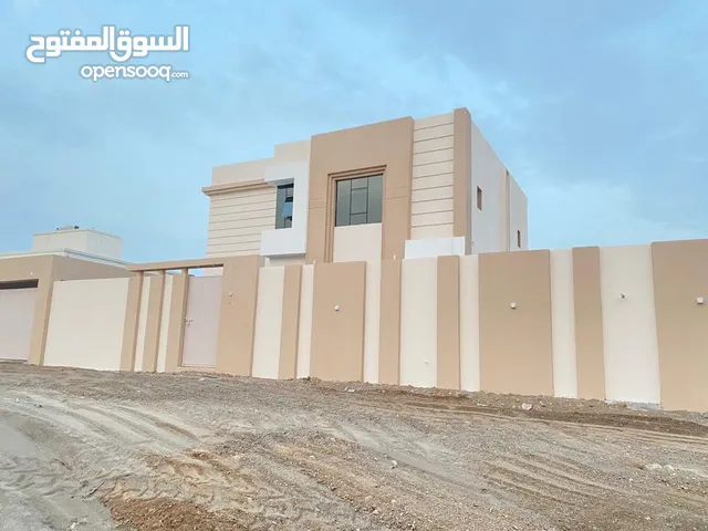 420 m2 4 Bedrooms Townhouse for Sale in Al Dakhiliya Nizwa