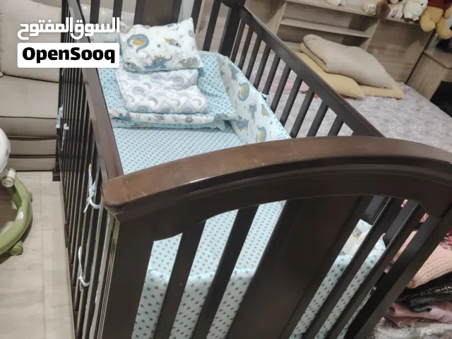 Junior crib in its best condition