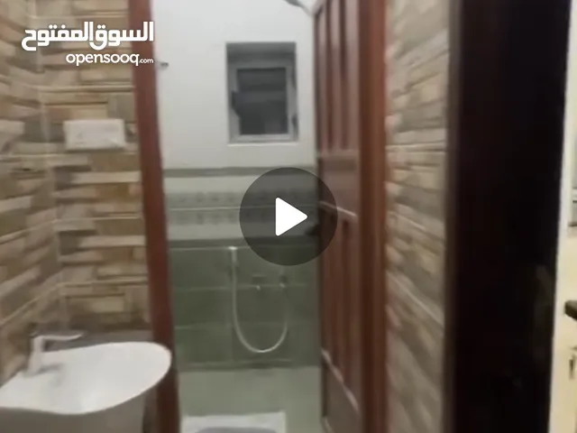 160 m2 3 Bedrooms Apartments for Rent in Sana'a Bayt Baws