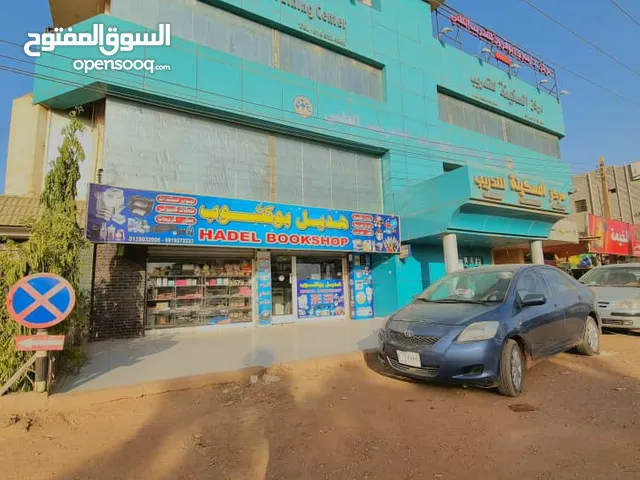 750 m2 More than 6 bedrooms Villa for Sale in Khartoum Ebed Khatim St