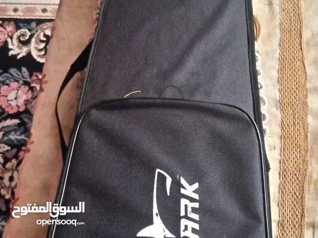 كامنجا شيارك بحالة ممتازة لم تستخدم كثير بالجراب ومتشملاتها