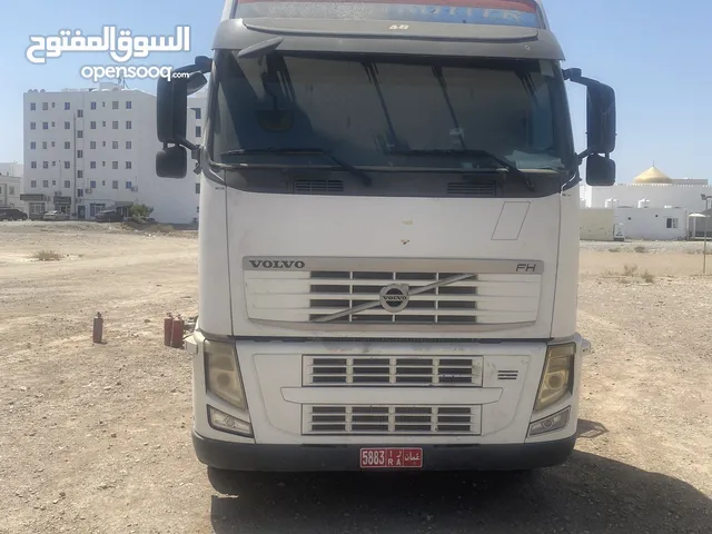 Auto Transporter Volvo 2012 in Muscat