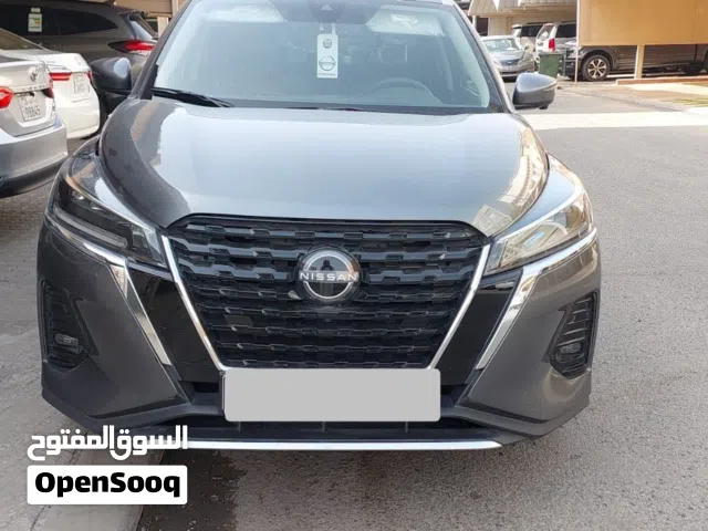 2025 نيسان كيكس Standard