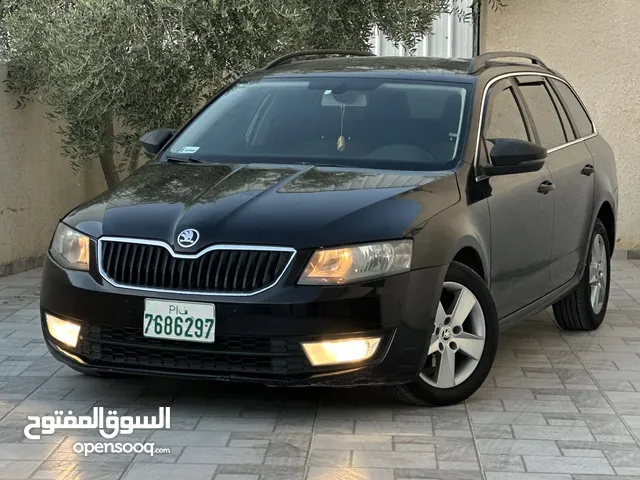 سكودا اوكتافيا ستيشن ترخيص 2014 جير اتماتيك ماطور 1600 تيربو ديزل