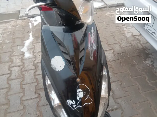 2005 ياماها Bolt