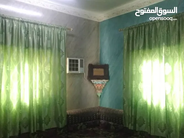 200 m2 4 Bedrooms Apartments for Sale in Aden Al Buraiqeh