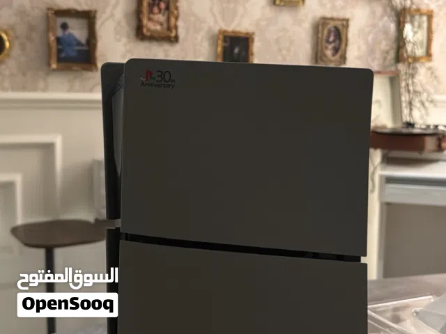 PS 5 for sale قابل للتفاوض 225 OMR