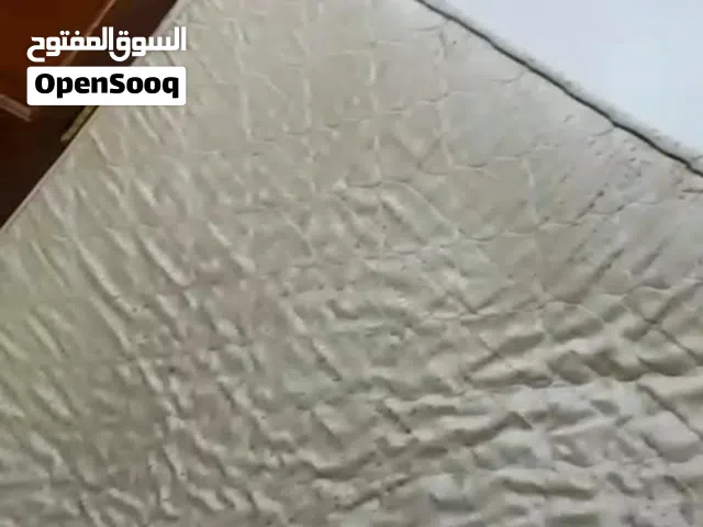 فرش عايلي سوبر مستخدم عاده نظيف