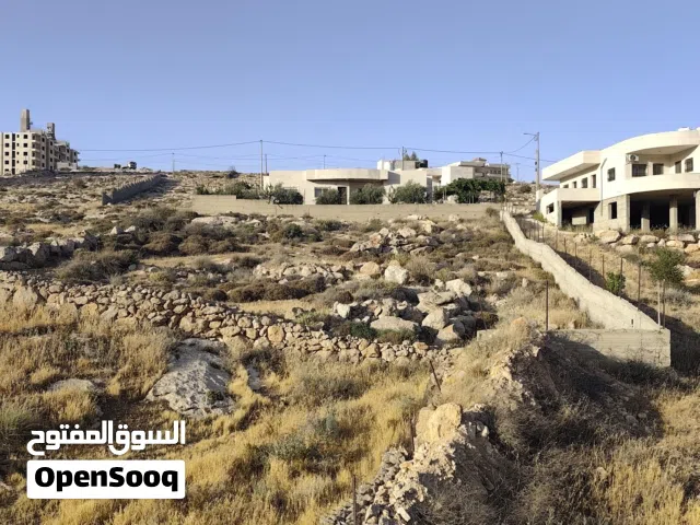 ارض في بيت لحم بجانب مسجد عبد العزيز .موقع حيوي و مميز و قريبة من مركز المدينة.