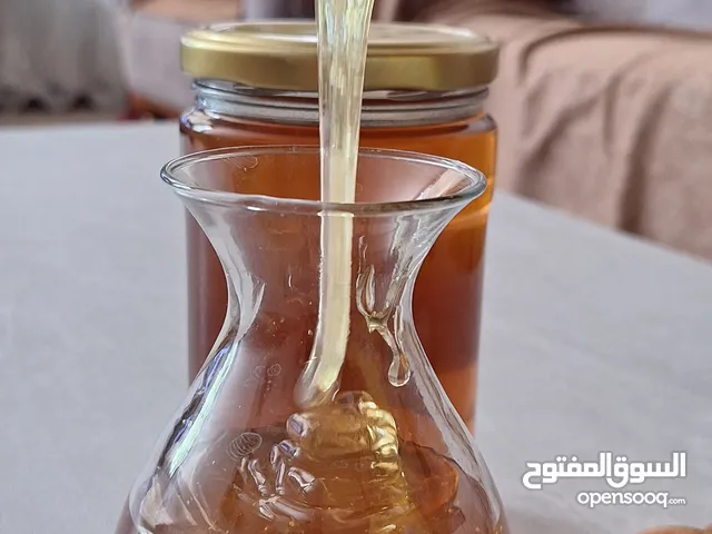 بيع العسل الإيراني النقي والطبيعي في عبوات مختلفة وأوزان مختلفة توزيع جميع أنواع المنتجات الغذائية