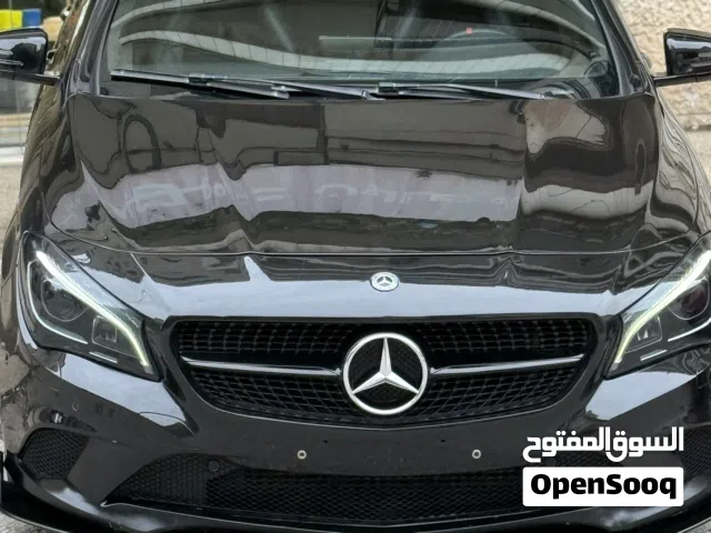 2018 مرسيدس بنز الفئة-CLA CLA 200