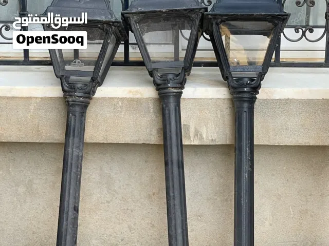 أعمدة انارة خارجية