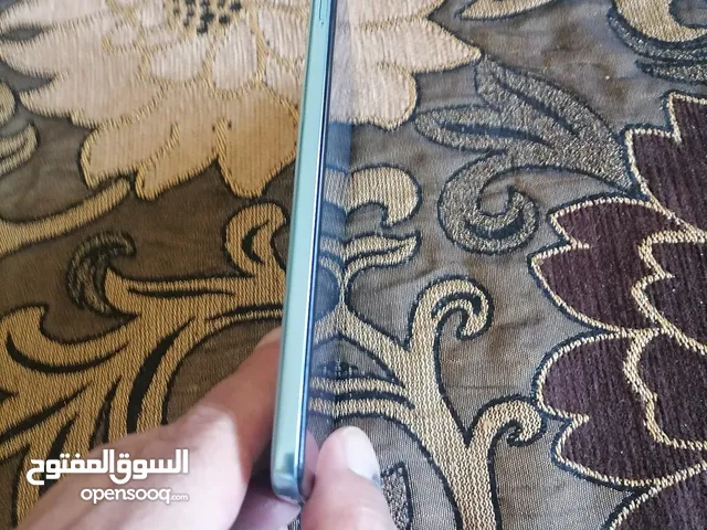 نوت 10s + نوت 11 بحاله ممتازه للبيع او البدل