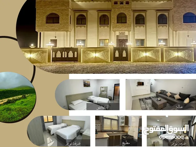 شقة راقية للإيجار - صلالة - Luxury Apartments & Studios