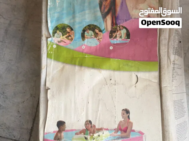 مسبح حجم كبير جديد مستخدم مره وحده