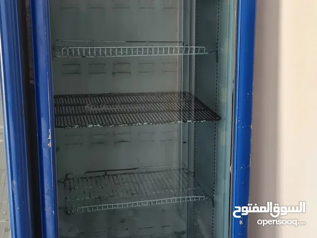 ثلاجة عرض باب واحد