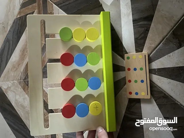 مونتوسوري للبيع