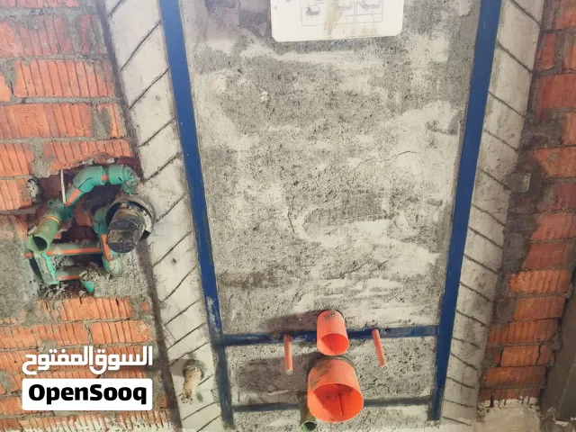 معلم سباك تأسيس وتشطيب وكشف التسربات
