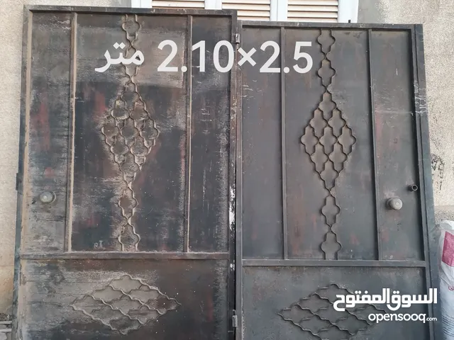 أبواب حديد