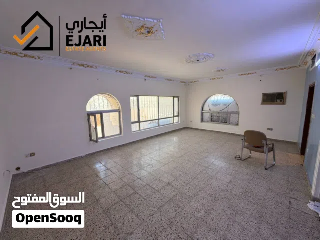 400 m2 More than 6 bedrooms Townhouse for Rent in Baghdad University