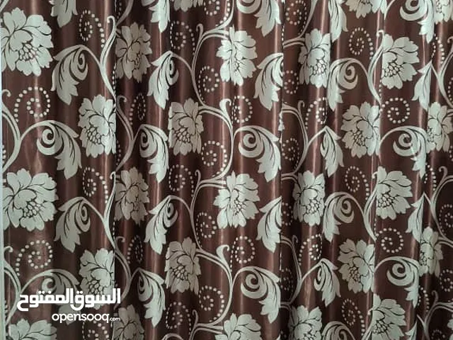 جلسة وستائر