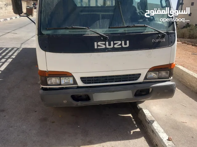 اسوزي موديل 2000ضبل كابينة 4800