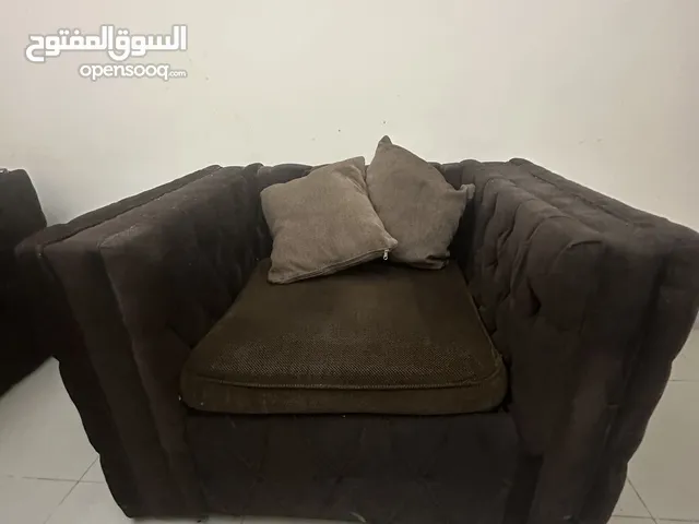 اساس منزال مستعمل بسيط 2 كنبه 2 كرسي بيع مستعجل
