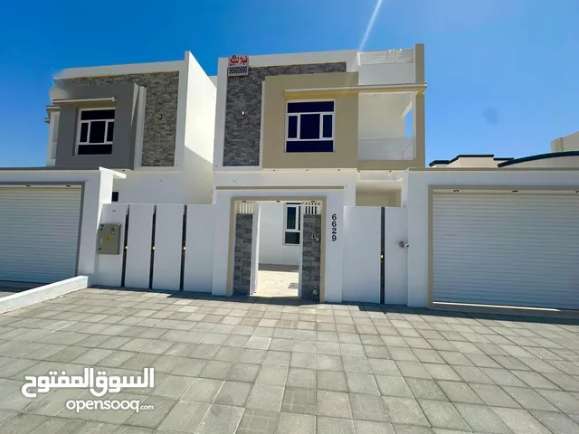 270 m2 5 Bedrooms Villa for Sale in Muscat Al Maabilah