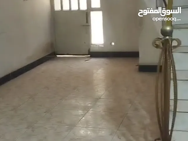 بيت سكني طابقين للإيجار في القبلة حي المهندسين يؤجر للعوائل و الموظفين