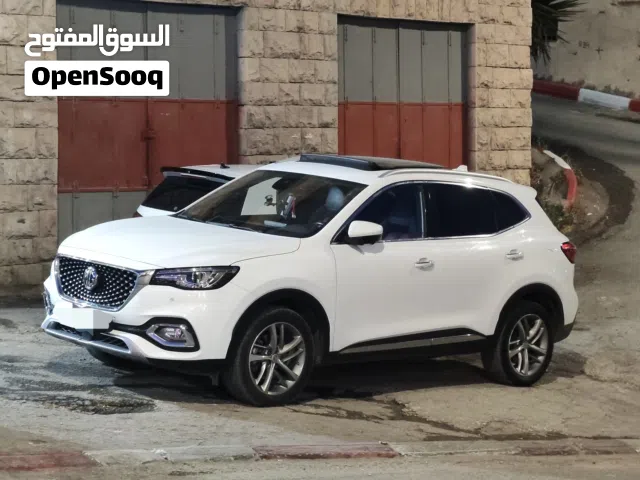 الاكثر فخامة واعلى فئه من التجهيزات والاكثر توفيرا  Mg EHS Plug-In Hybrid 2022