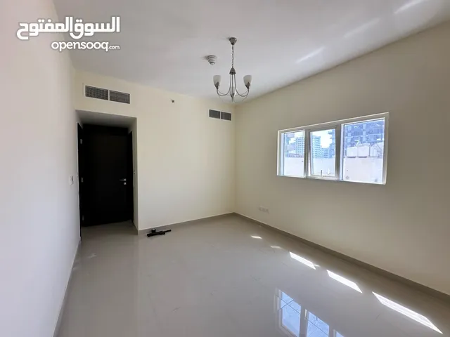 1800ft 2 Bedrooms Apartments for Rent in Sharjah Abu shagara