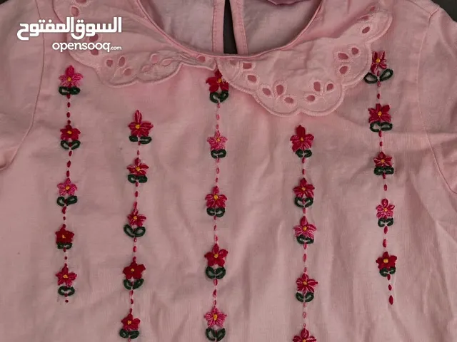 خياطه يدويه على شكل ورد تفصيل على حسب الطلب
