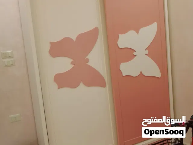 غرفة نوم خشب ثقيل
